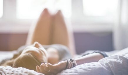 Linen bedding for staying cool on hot nights